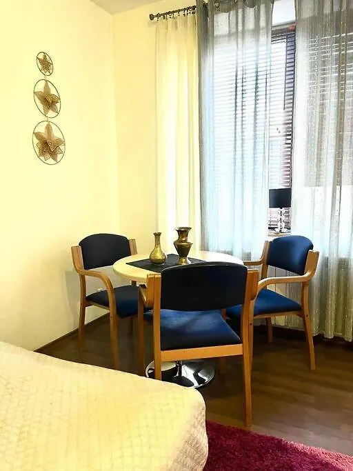 Bezagenta Mineralna 1 Bed Wi-Fi Apartment Warsaw