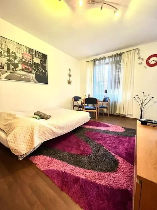 Bezagenta Mineralna 1 Bed Wi-Fi Apartment Warsaw Poland